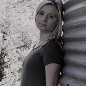 Meet your Posher, Melanie